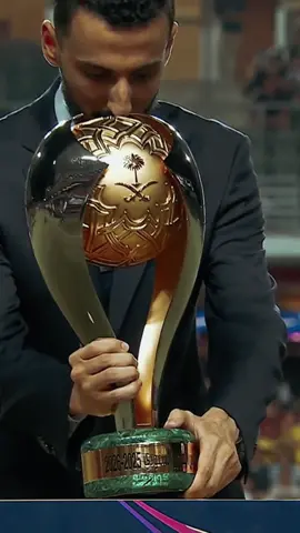 الاهلي يتوج بلقب ⁧‫#كأس_السوبر_السعودي‬⁩ بعد انتصاره على ⁧‫#النصر‬⁩ بركلات الترجيح (5-3) #كأس_السوبر_السعودي #النصر_الأهلي #الاهلي 