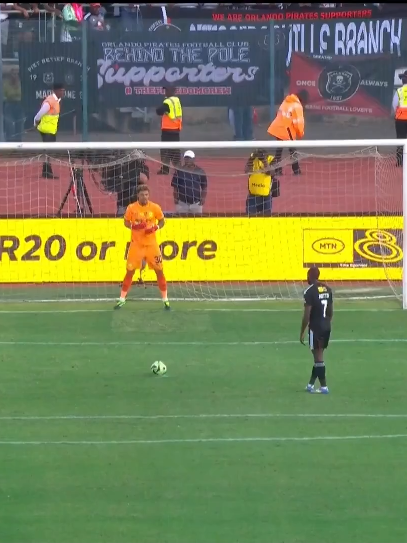 🏆 𝕄𝕋ℕ𝟠 🏆 Orlando Pirates are through to the #MTN8 Final following their 4⃣➖1⃣ penalty shootout victory over Mamelodi Sundowns! #MTN8 #SABCSportFootball #sportsontiktok