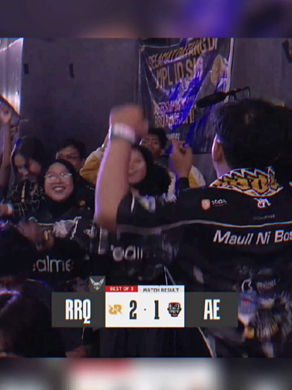 1 point buat menghormati lawan  2 point untuk .......  #mlbbcreatorcamp #mplindonesia #teamrrq #rrqhoshi #fyp @Team RRQ 