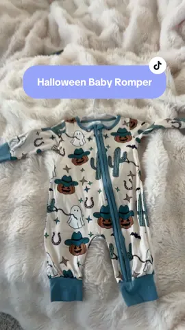 I stinkin cute! 😍 #babyclothes #babyoutfit #halloweenoutfit #halloweenbaby #spookyszn 
