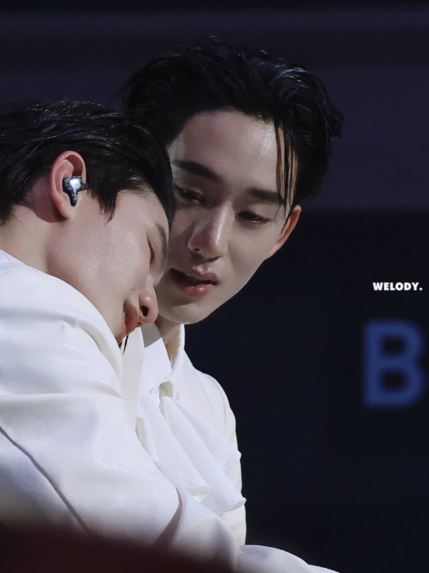 He should never have to cry.... From now on, you won’t be the only one protecting me, I’ll protect you, too...  #williamjkp #estsupha #est_rvp #williamjakrapatr #WilliamEst 