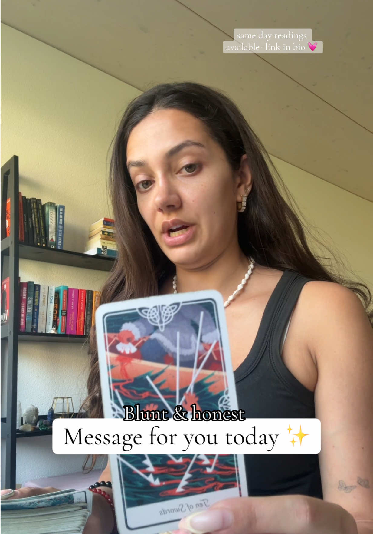 link in bio to book with me 🩷 #tarotcardreading #tarot #tarotreader #messageoftheday #tarotreadinglove 