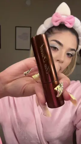 @Too Faced 👀💕 #bronzingstick #toofaced #toofacedcosmetics #bronzer 