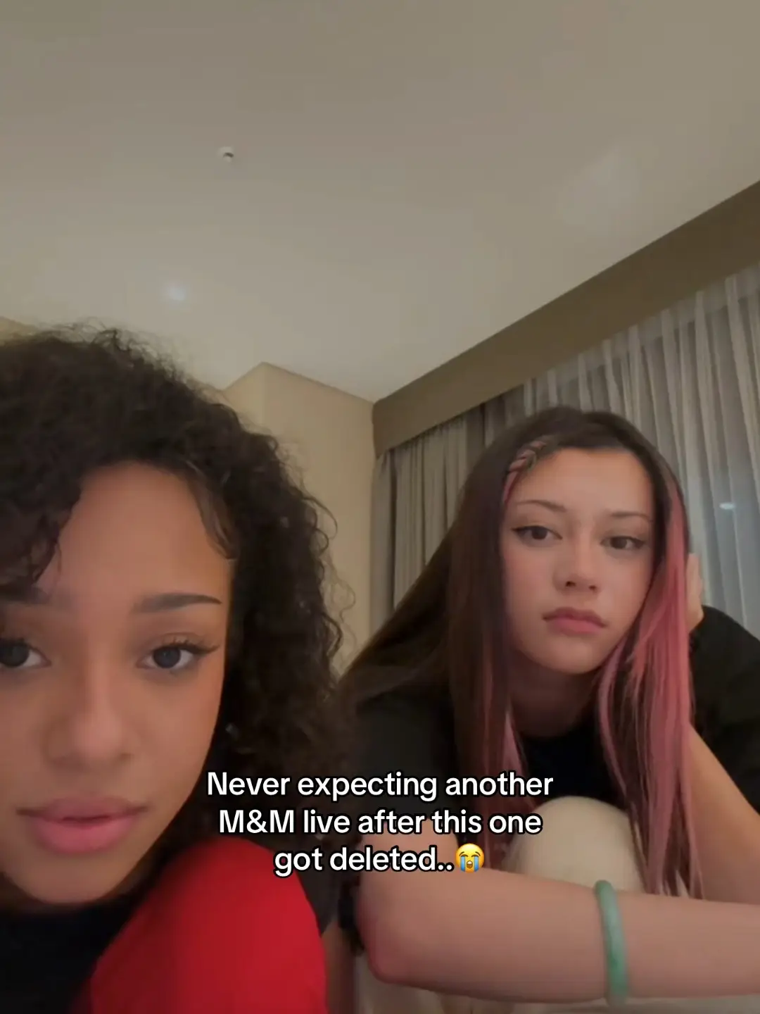 Leaking their hotel,traumatizing Lara on call ,accidentally spoiling new music, over sharing to much on Live..😭 oh they definitely got a big whooping from Sophia on the way home. And definitely got put on time out😭🫶🏻 #katseye #meretmanon #meganskiendiel #live #fyp 