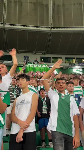 Bizin dirimiz asker, ölümüz şehittir. Sizin diriniz kalleş, ölünüz leştir. Teksaslılar ve Bursaspor tribünleri olarak Türk Silahlı Kuvvetlerinin emrindeyiz. 🇹🇷🤘🇹🇷🤘🇹🇷 #buvatanbölünmezbuböylebiline #buvatanuğrunahazırızölmeye #aponunpijlerisabrımızkalmadı #teksaslıgeliyorşikeceknonanı #bursateksas