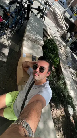 The city that schleps 🫏 #nyc #newyorkcity #nyclife #Vlog #gay  