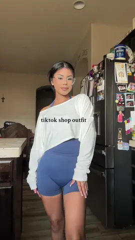 in love! i need all the colors 🤍🩵 #tiktokshopsample #tryonhaul #tiktokshoptryonhaul #momof2 #mombod 