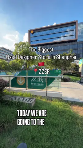 THE BEST designer consignment store ever 😍 prices at the end 👉#china #shanghai #zzer #designer #shopping 