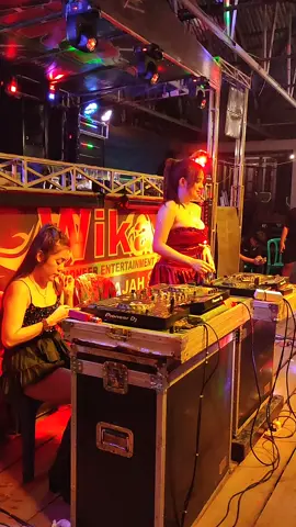 fdj devi kitty feat fdj aliendya #otwikasangpenjalajah #fdjdevikittykorea🤙😎 #kdjdenboye😊 #gacorrr🔥 #fyppppppppppppppppppppppp 