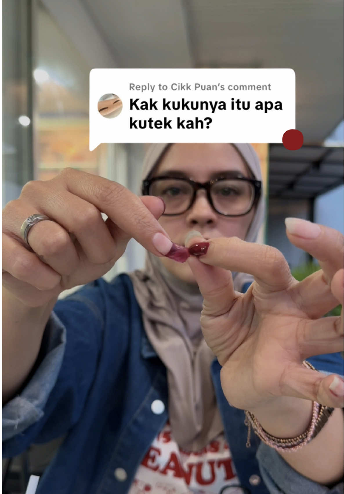 Replying to @Cikk Puan cantik gak harus mahal 😭🫵🏻 #kutekhalal #kutekmuslimah #kutekpeeloff #kutekmerah #kutekhalalmuslimah 
