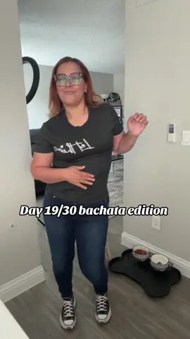 Quien me bachatea?! 💃🏼 #bachata #bachatadance #bachateame 