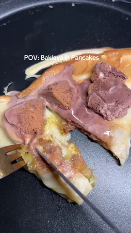 Hit Pancajes with Baklava+Cold Icecream it’s the BESt Combo ull ever try😍🤤🥞🍧 #pancakes #baklava #icecream ##dessert #fypppppppppppppp 