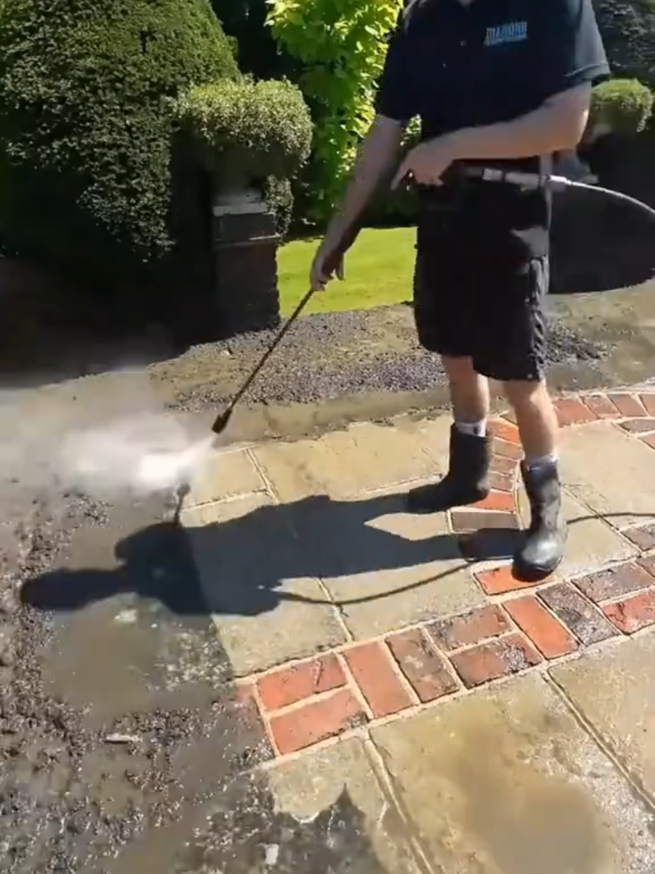 #clean #satisfying #relaxing #lawncare #gardening 