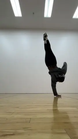 More old footy lol #fyp #bgirl 