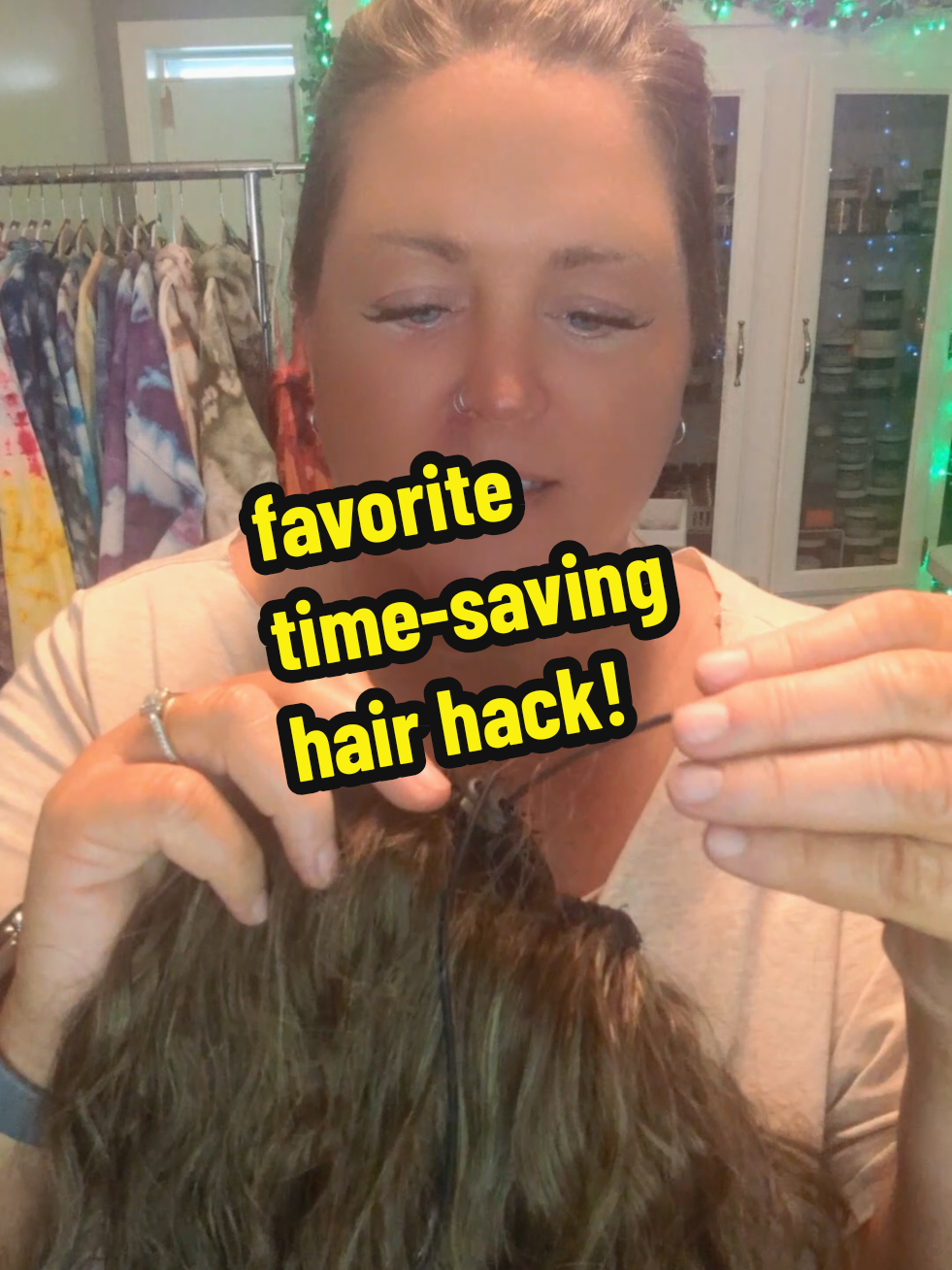 And it's not heavy on my head! One of my favorite life hacks! #ponytailextensions #hairhack #ponytailhack #quickhairstyle #highponytail 
