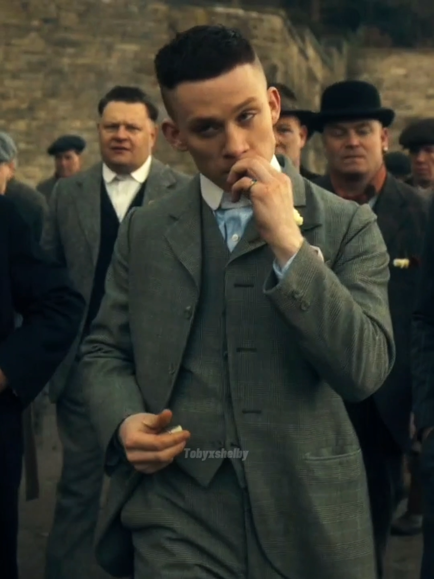 otra edicion de john shelbyy #peakyblinders #johnshelby #series 