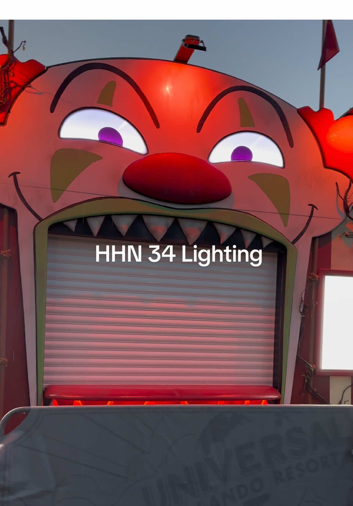 We finally got to see a couple of the food booths lit up and some of the HHN lighting around the park. We are so close.  #hhn #hhnforever #halloweenhorrornights #hhn34 #universalorlando 