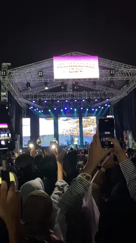 makasi gelex konser gratis nyaa #gelex #ugm 