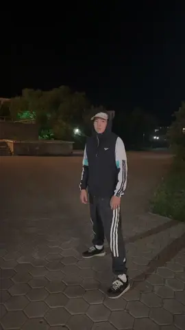 Знакомый твоего знакомого😂
