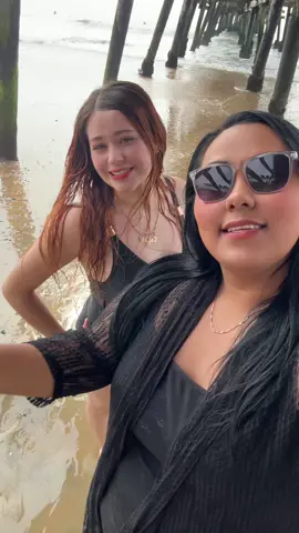 With the Sister in law🤞🏼🥰 #beachvibes #fridayvibes #paratii #sisterinlaw @desilovesluissss 