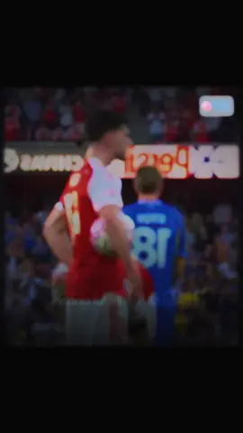 Cứ phải vuốt mấy cái rồi mới đá được #bongda #blvtrieutulong #arsenal #xuhuong 