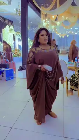 Nyieeeeeee 💃💃💃 @allyomary16  #fypシ #zanzibar🇹🇿 #fyppppppppppppppppppp #Trending #taarab 