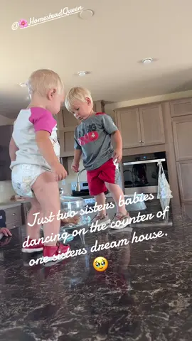These two melt my heart ♥️🥹 #babiesoftiktok #cousins #sisters #MomsofTikTok @🌸Homestead Queen 
