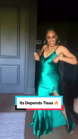 #TSRFancyFeet: Okay dust aww sistaaa! #TiaMowry hit the CB Challenge & switchin fitssss with it! ✍🏾: #TSRStaffST #fyp #itdependschallenge 