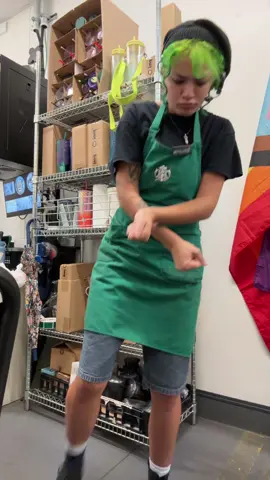 Hard at work #partner #starbucks #barista 