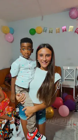 HACIENDO el TREND 🔥 con el hijo del TRABAJADOR DE MI PADRE 😁 CUMPLE 🎂 4 AÑITOS
