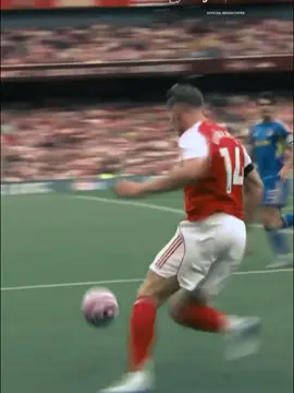 gyokeres mencetak goal 2x melawan Leeds🔥#gyokeresgoals #arsenal#arsenalvsleeds #ligainggris #emiratesstadium #fyp #fypage #capcut 