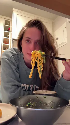 4am buldak noodle sea grape spring rolls HITTTTT #mukbang #buldak #asmr #latenightsnack #creatorsearchinsights @Buldak 
