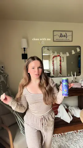 Thanks for cleaning with me besties 😌 #sahm #cleanwithme #relatablemom #youngmom #momditl 