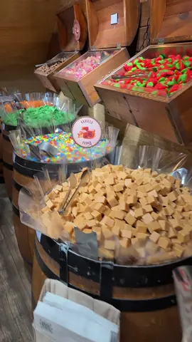 Great selection of candy in Rome #rome #captaincandy 