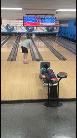 Friday Night Sport Shot League Team Champions!🥇🏆🎳 Gabor and I won the second half of the season to lock up a spot in the championship match. A dual pattern championship where you could pick any of the patterns bowled on during the season. The first half winner got to pick the left lane (2023 U.S. Open Pattern #1) and the second half winner got to picked the right (2024 U.S. Open Pattern #4). Scores were up and down but Gabor ended up saving his best for last and shooting his highest set of the season! I hit 99% of my spares and got the ball to the head pin pretty much all day!  Now we are officially done with summer, it’s onto my 2nd ever fall adult league season. BIG THINGS COMING!💯 #dpainterbowling #2handedbowling #leaguebowling 
