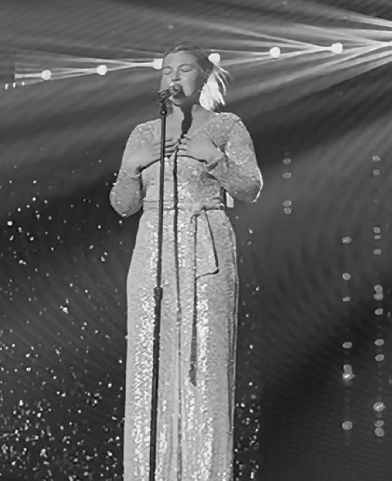 Throwing it wayyyy back!!!!! 😛 #americanidol #singer #adele #cover #throwback 