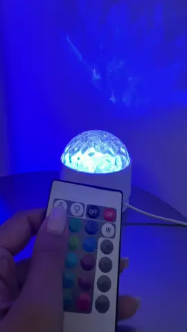 Me encantaron estas luces 🥹🤌🏽 #luzled #lucesdecolores #ledlights #labordaysale 
