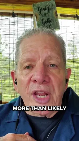Most people don’t die from illness….they die from the wrong intervention. Pneumonia for example is often treated with antibiotics, yet studies show that a lot of the time, the congestion is actually due to fungal overgrowth caused by previous antibiotic use. Misdiagnosing fungal infections as bacterial can lead to dangerous cycles of poor treatment. #thelogicaldoctor #naturopathy #naturopathicdoctor #healing #diagnosis #illness
