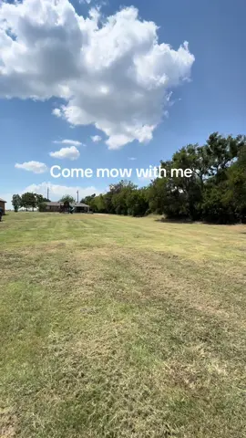Cut the yard today with @Miguelv2530 