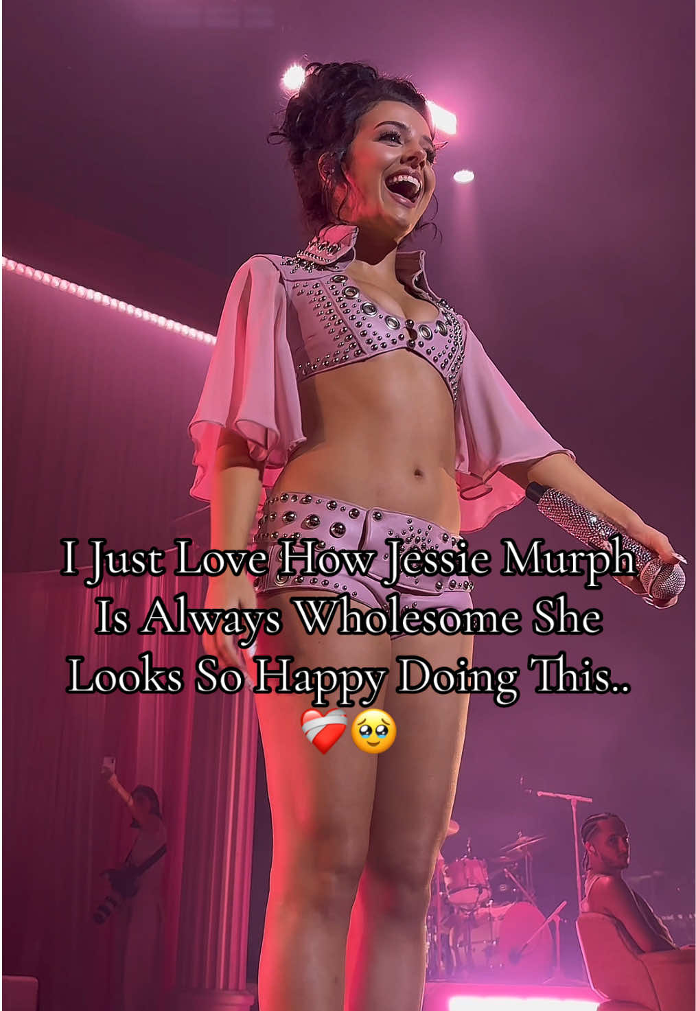 I Just Love How Jessie Murph Is Always Wholesome She Looks So Happy Doing This..❤️‍🩹🥹 #jessiemurph#jessiemurphsongs #jessiemurphconcert  