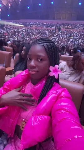 Je suis là mes bb 