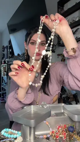 I LOVE JEWELRY!! So many great pieces in here!!! Pt 2 🖤