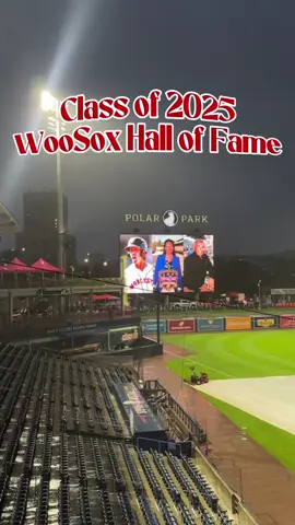 Another moment for our Class of 2025 Hall of Fame inductees 👏👏👏  #woosox #worcester #baseball #milb #redsox 