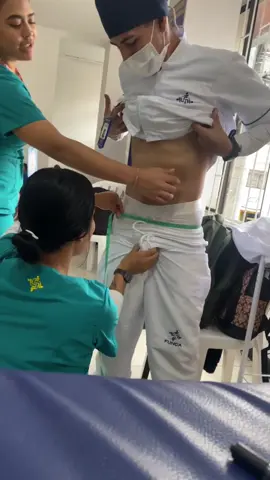 Un video muy recordado en la universidad #humor #risa #LIVE #LIVEStory #PaidPartnership 