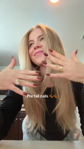 Fall nails  🍂🍂 never too early!! #fallnails #prefall #prefallnails 