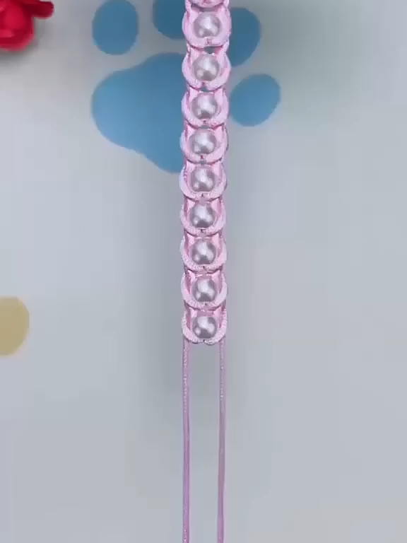 usa-Instructions for weaving super beautiful pink bracelets _diy _crafting _bracelets#USA #diyromiocraft #DIYBracelet #HandmadeBracelets #BraceletFromScratch #CraftingJoy #BraceletLovers #CreativeHands #BeadedBracelets #FriendshipBracelet #CraftingTime #DIYAccessories #ArtisanBracelet #BraceletDesign #DIYCrafts #DIYCraftingIdeas #EasyDIY #CreativeJewelry #DIYWithMe #CustomBracelets