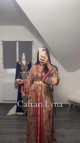 Caftan Lyna dispo en location 