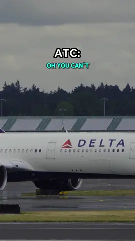 Just Your Average Day On The JFK Frequency 😂 #aviation #avgeek #aviationlovers #atc #plane  