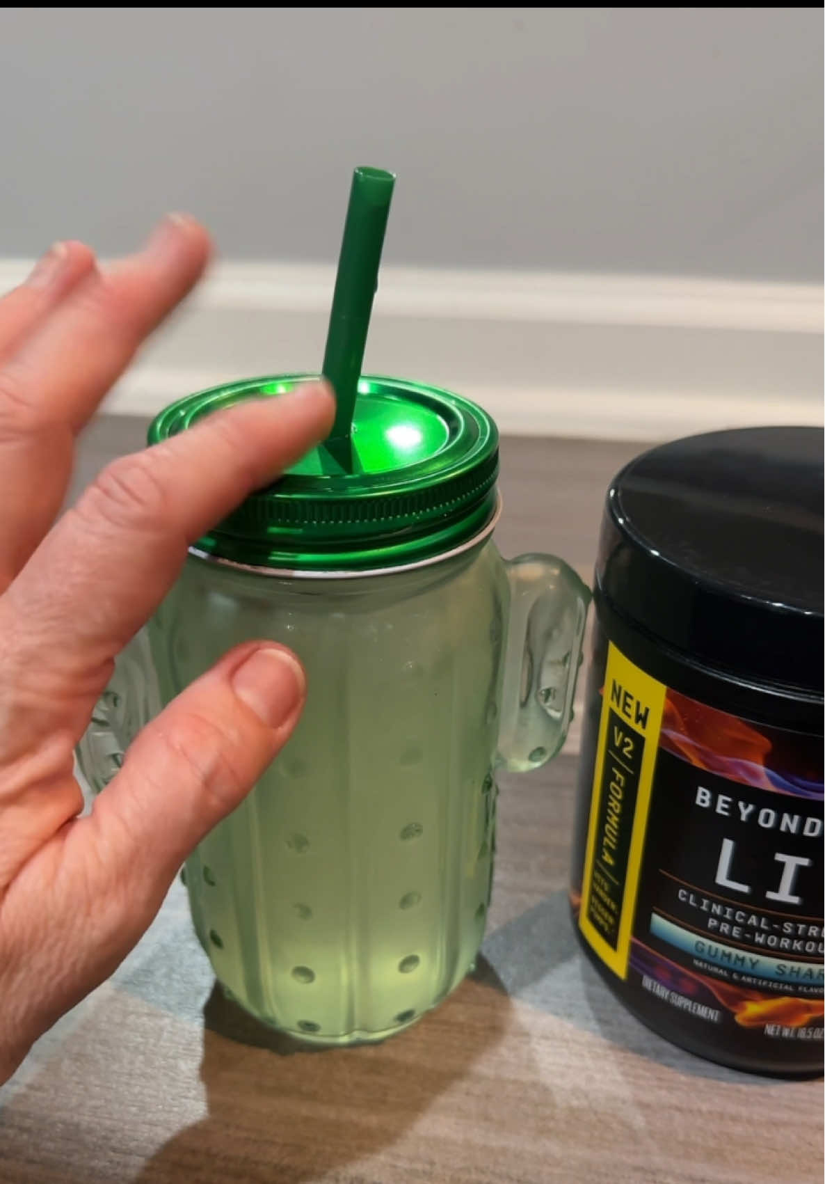 Beyond Lit pre-work out #GNC #preworkout #workingout #lit #gummyshark 