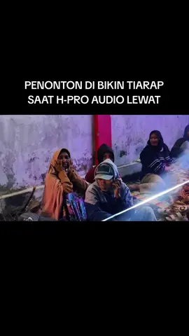 H-pro bikin penonton tiarap @HPRO AUDIO Official  #horegmaniakediri #hproaudio #soundkarnavalindonesia